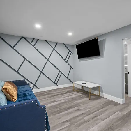 Ferienwohnung Stylish 2-Br Getaway In Heights With Pool Houston Exterior foto