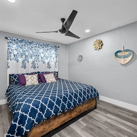 Ferienwohnung Stylish 2-Br Getaway In Heights With Pool Houston Exterior foto